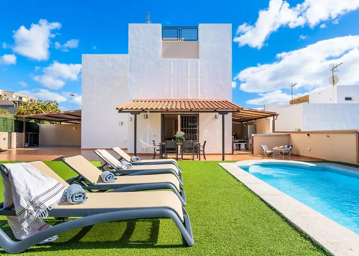 Villa Trueno Refugio De Lujo Con Piscina Climatizada Y Vistas